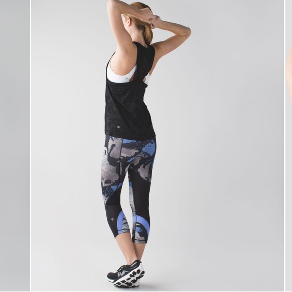 Lululemon - Run: Inspire Crop II *Full-On Luxtreme (Mesh) Art Pop Black Multi 6 - Picture 3 of 12